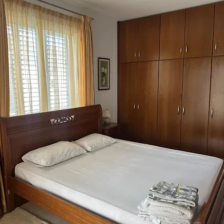 Villa Andy-350 M From The *